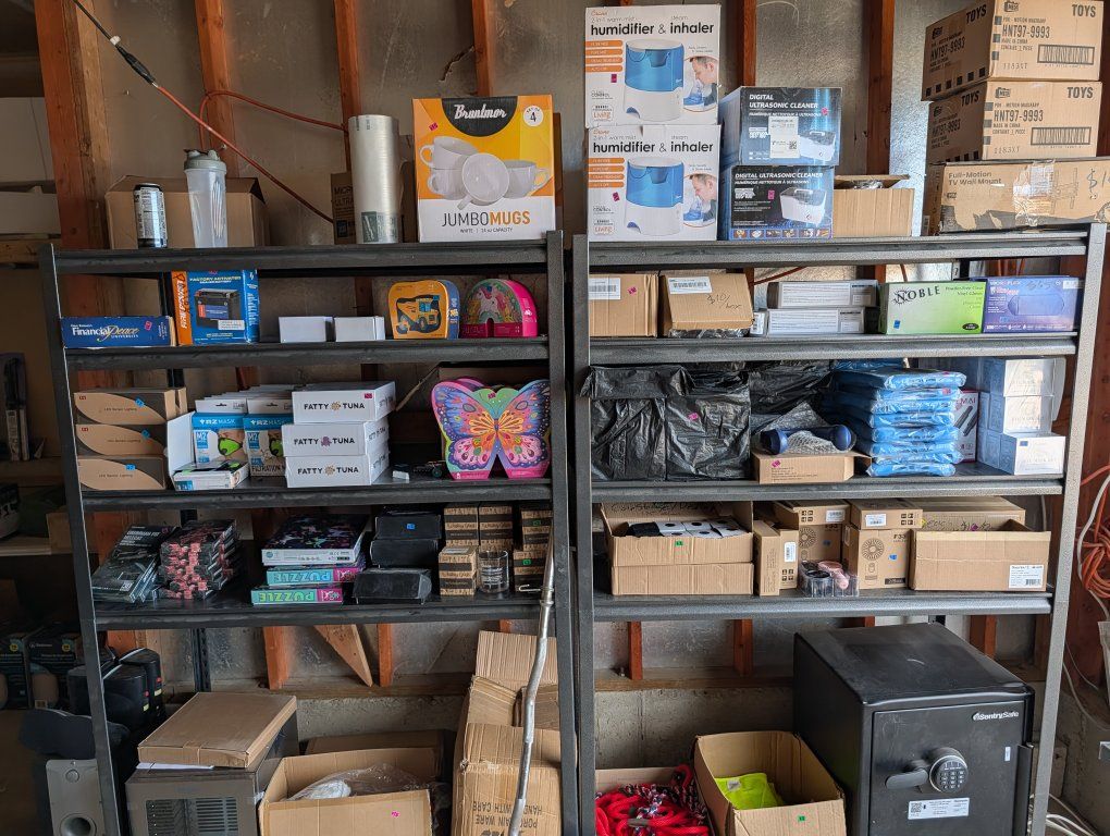 liquidation pallet and moving sale