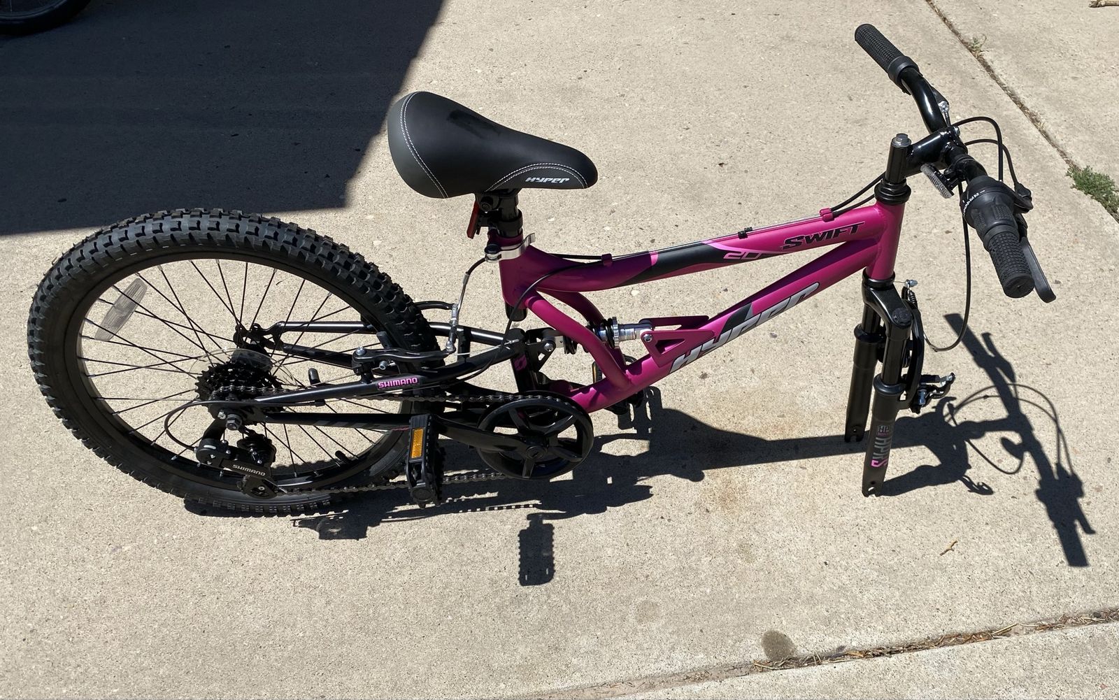 Kids dual suspension bike 20”