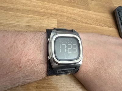Nixon Watch