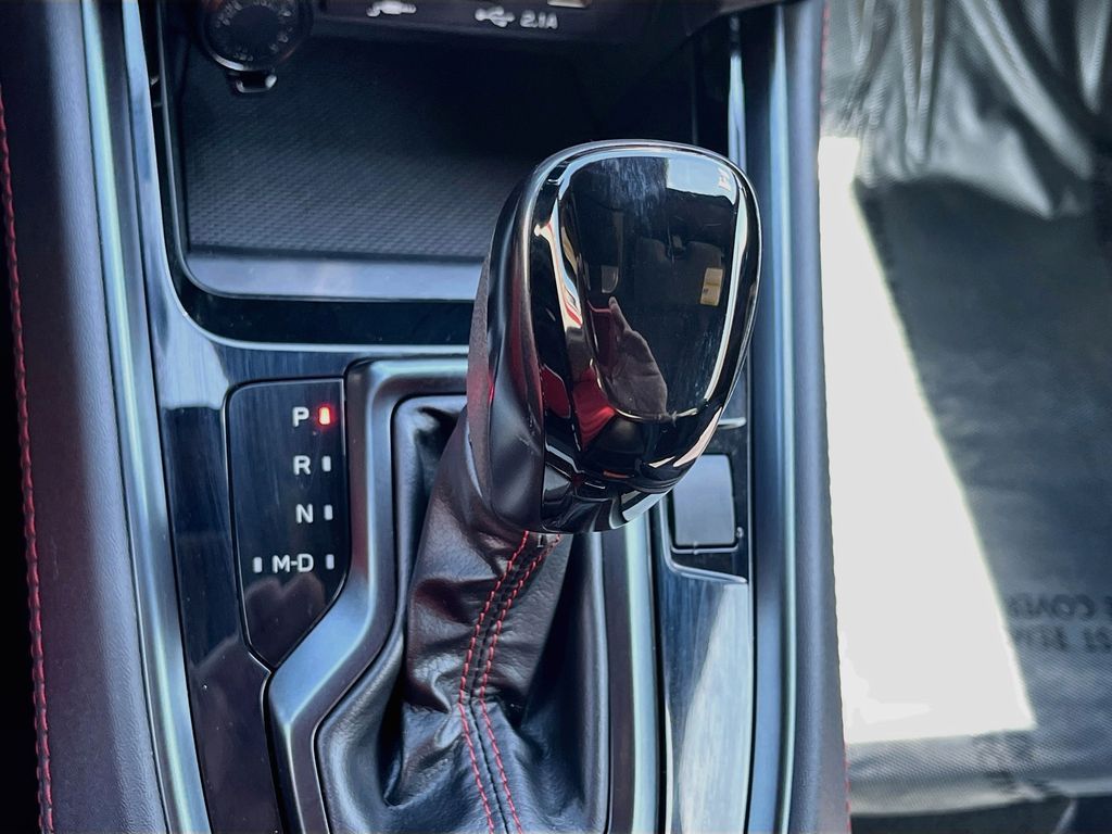 Main image 17