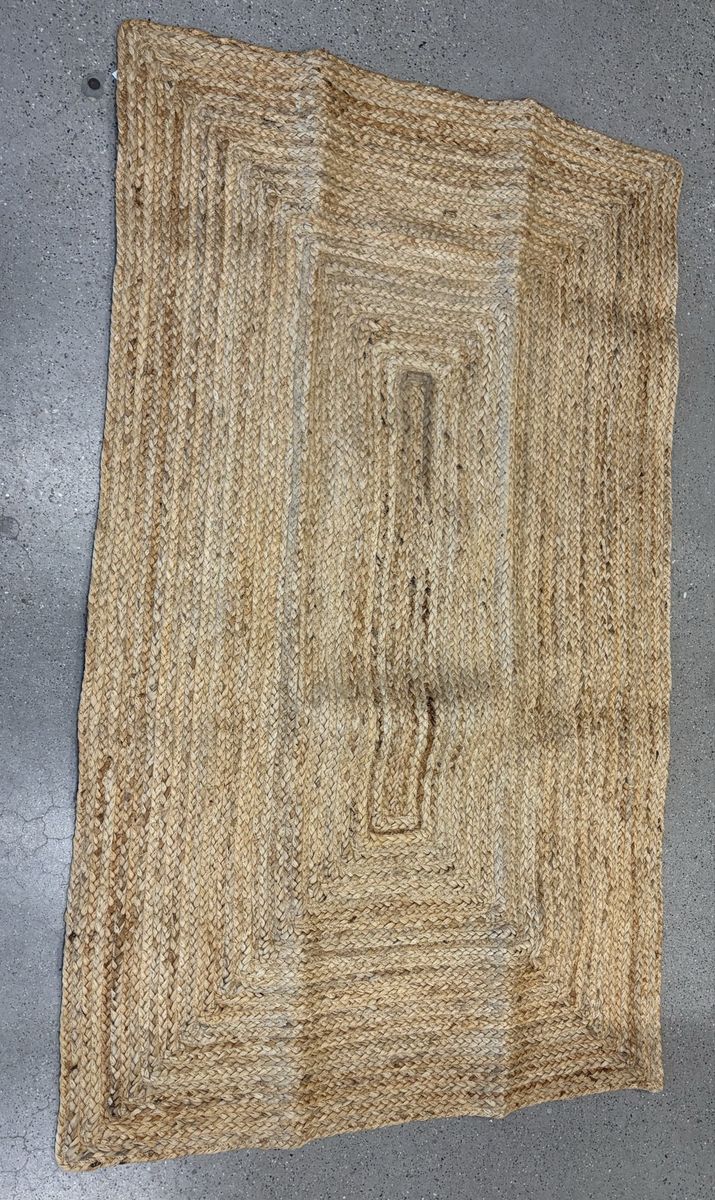 3’ x 5’ Area Rug