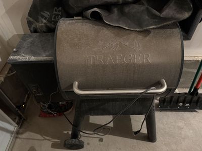 Treager Pellet Grill Smoker