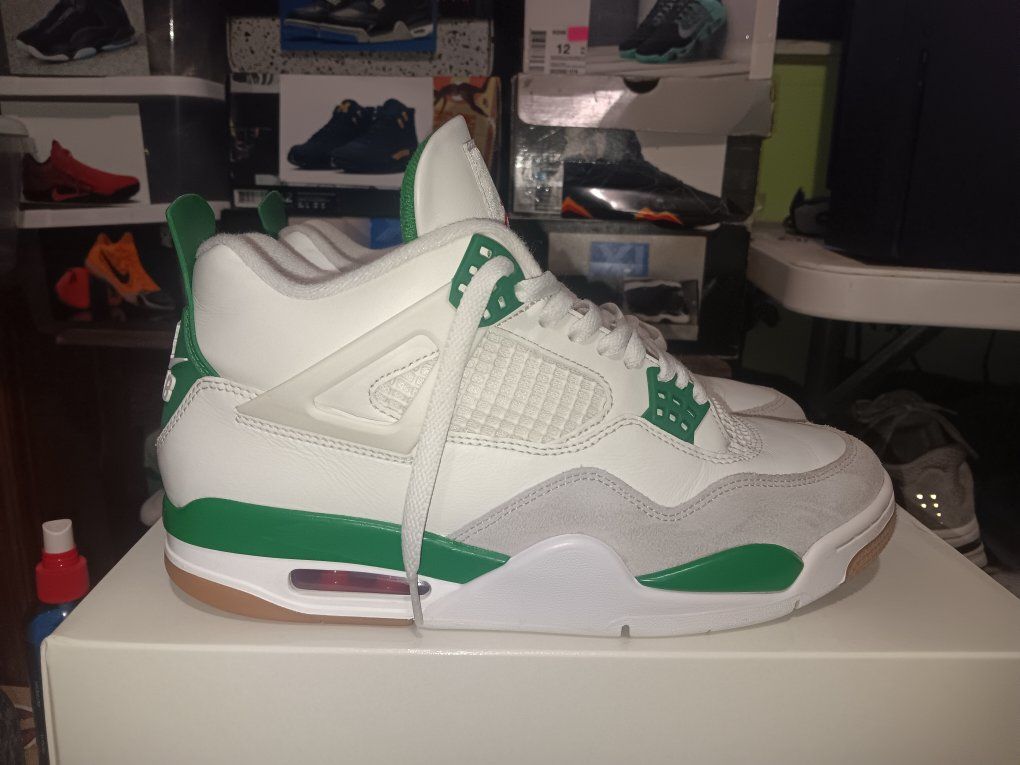 2023 Nike SB x Air Jordan 4 Retro SP "Pine Green"