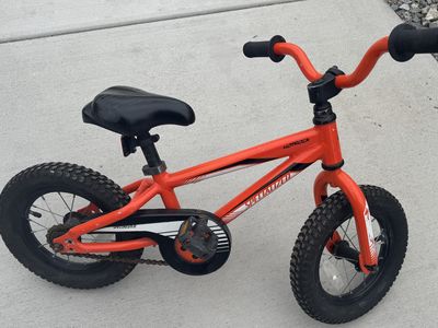 12 Specialized HotRock Kids bike