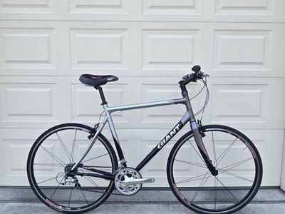 Giant FCR (XL) Hybrid gravel road bike