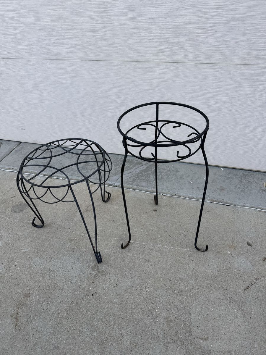 Plant stands scroll design20” and 16” tall $20 each
