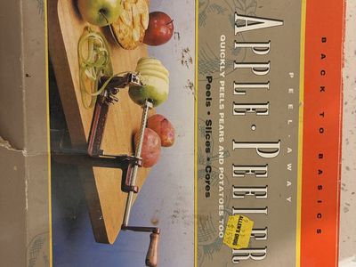 Vintage Back to Basics Peel Away Apple Peeler Corer Slicer with Box & food dehydrator