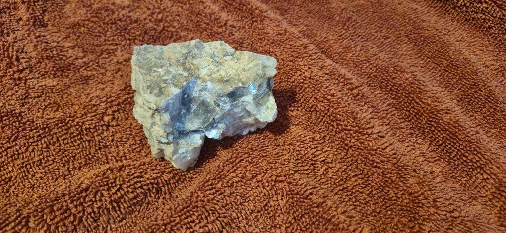 Main image 5