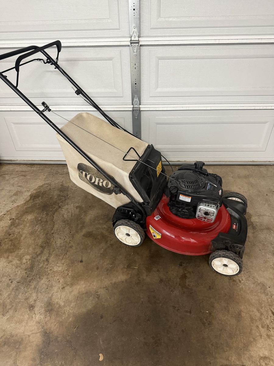 Toro Recycler Self Propelled Lawn Mower