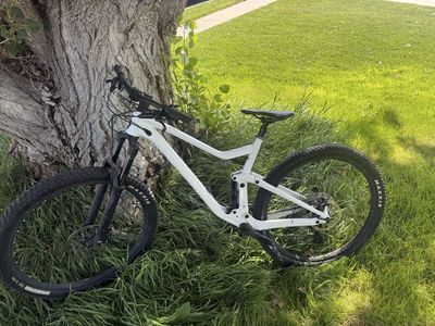 2022 Scott Genius Mountain Bike