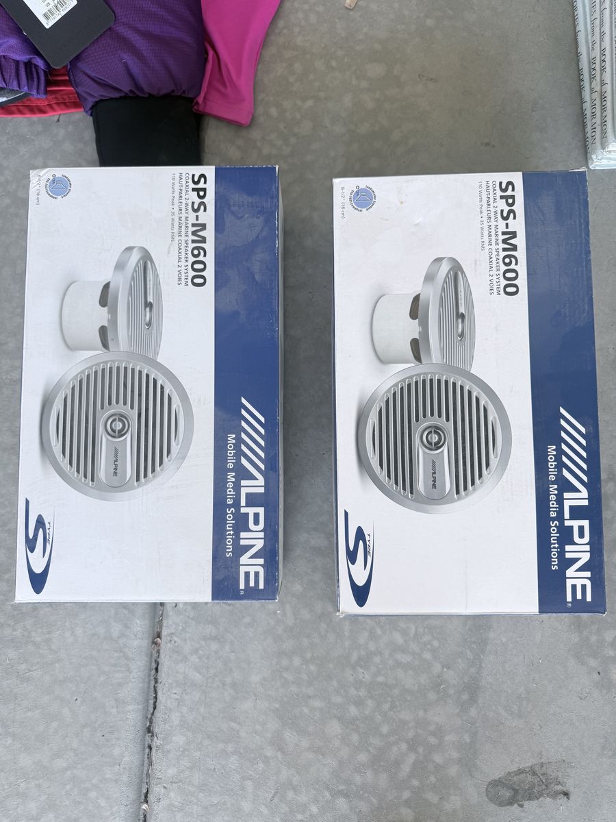2 Brand New Alpine Marine Speakers | SPS-M600 6.5” | Sealed