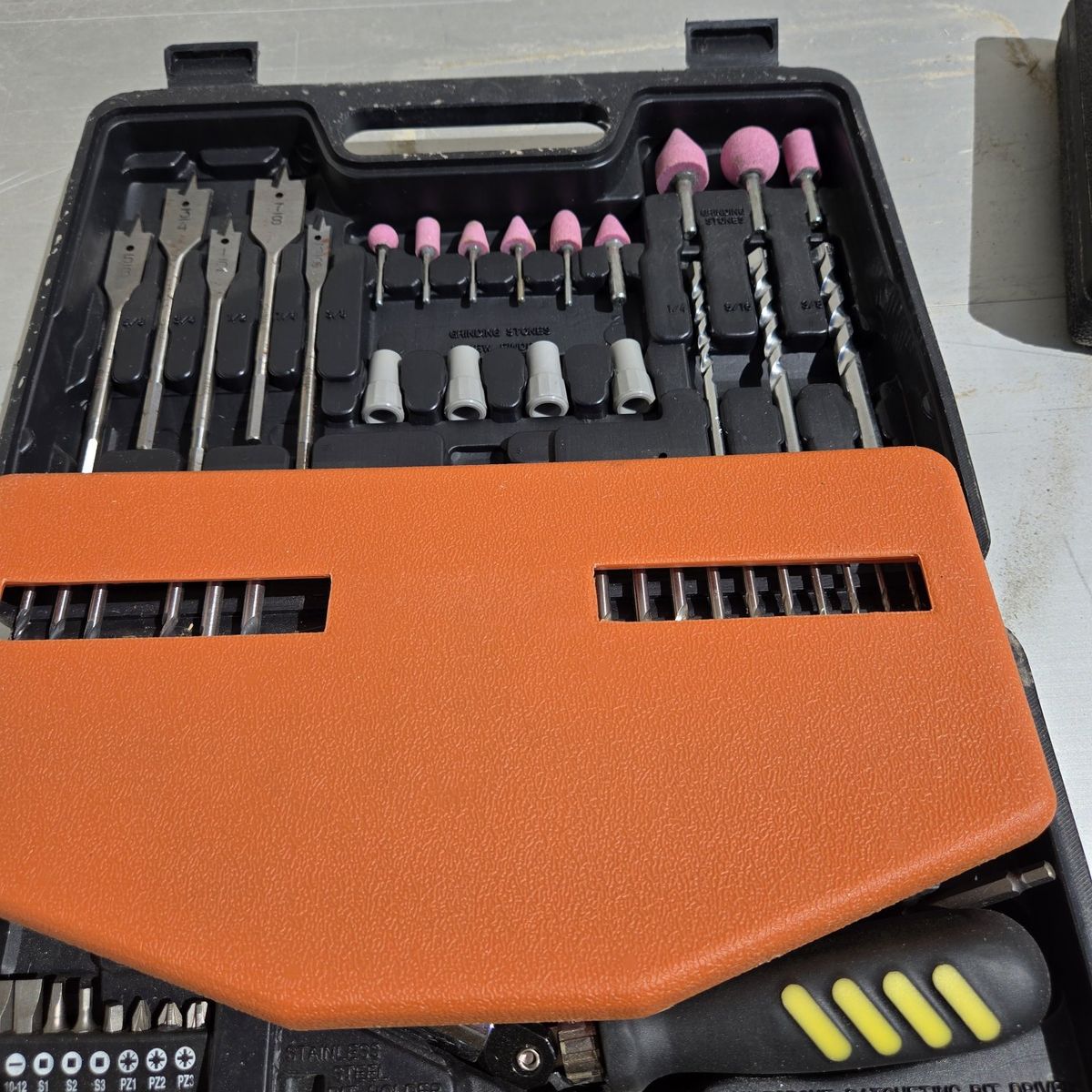 Large Drill Bit & Driver Set w/ Carrying Case - Comprehensive Tool Kit