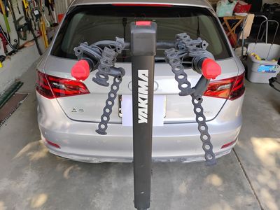Yakima rack for 2 bikes, not recommended for electric bikes
