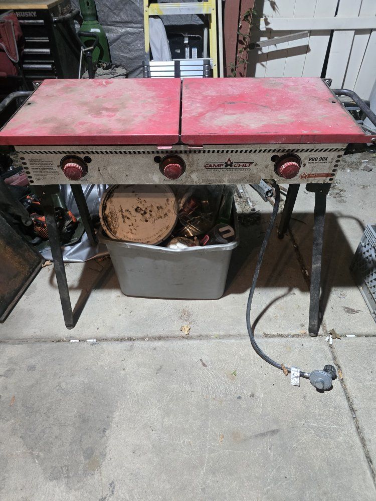 Camp Chef Pro 90X Three Burner Outdoor Camping Stove Griddle