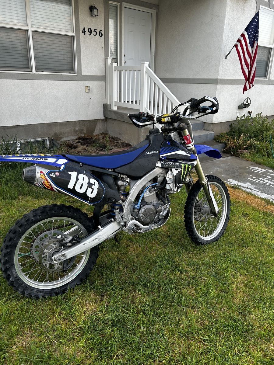 2011 450 Yamaha 4-stroke Dirt Bike Used Good Condition Off Road Motorcycle