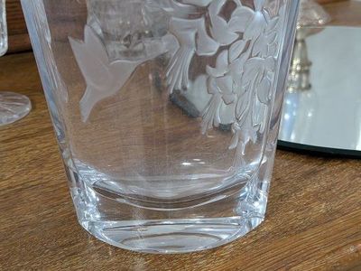 Crystal watched bird vase for Mother's Day flowers