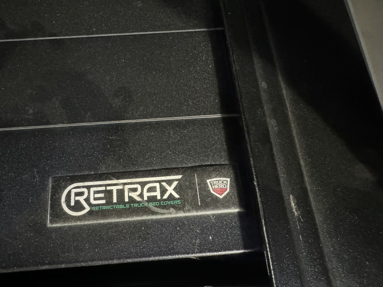 Retrax Retractable Tonneau Cover (6'4" Ram)