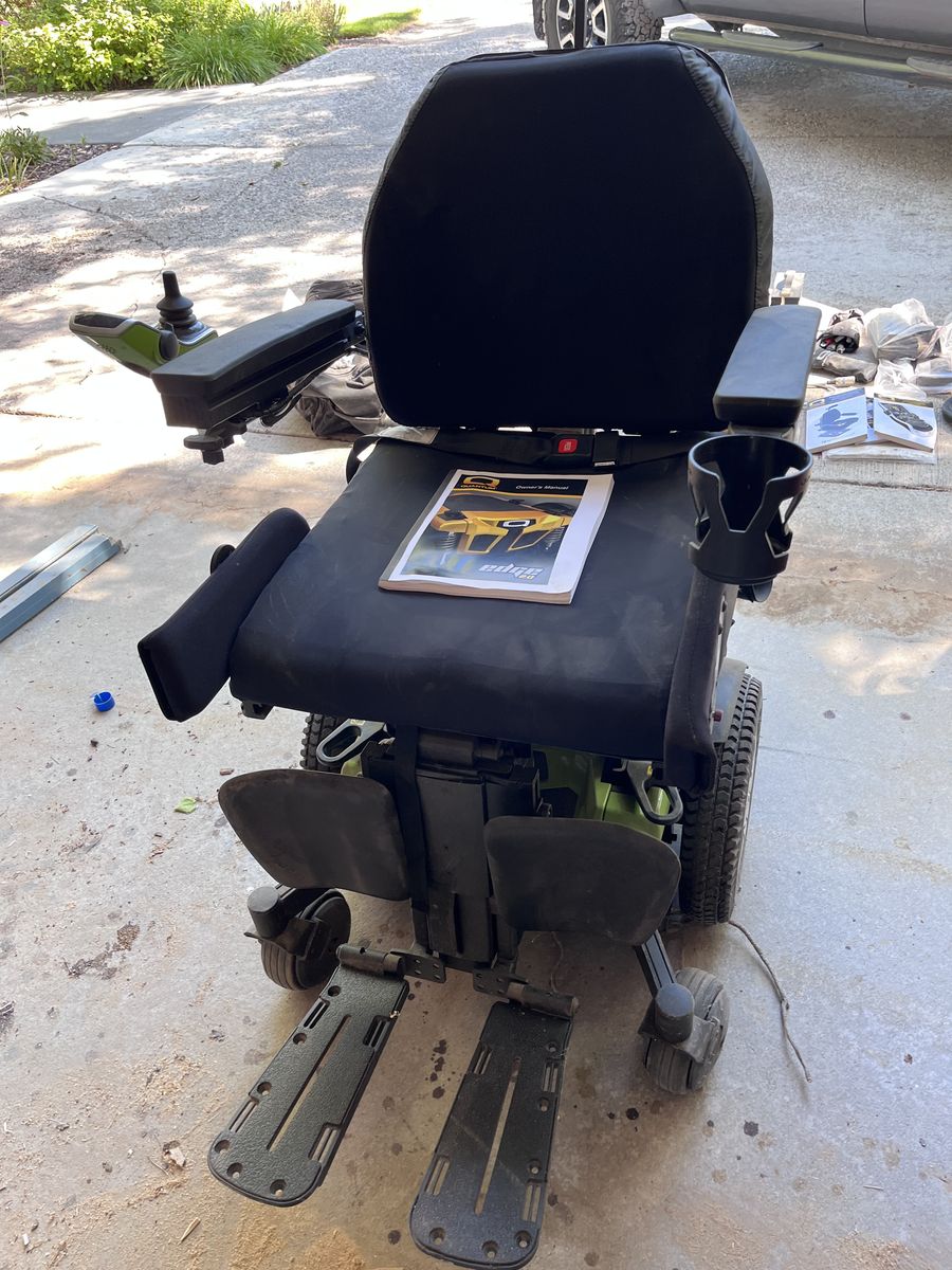 Quantum 6 Edge 2.0 Power Wheelchair