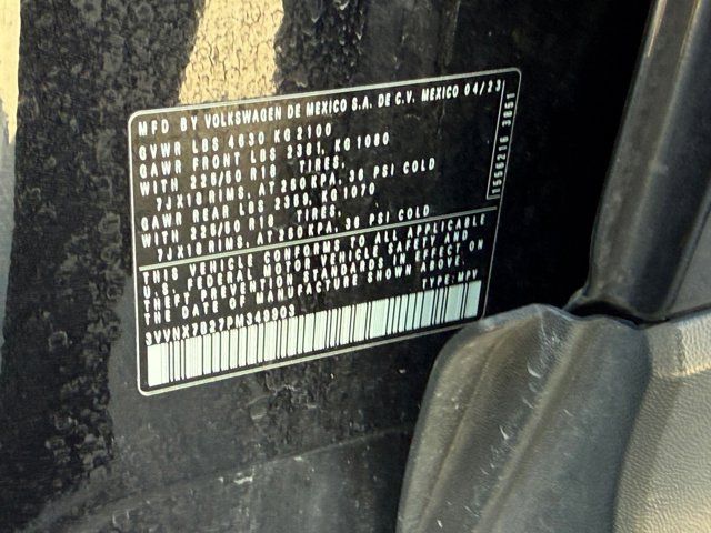 Main image 33