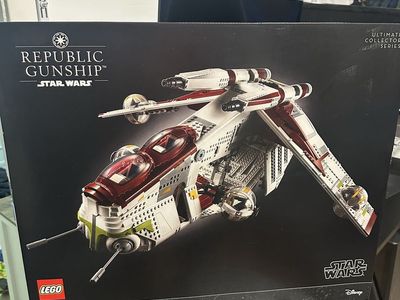 LEGO Star Wars Republic Gunship UCS (75309) - New Sealed 3292 Pieces Ultimate Collector Series