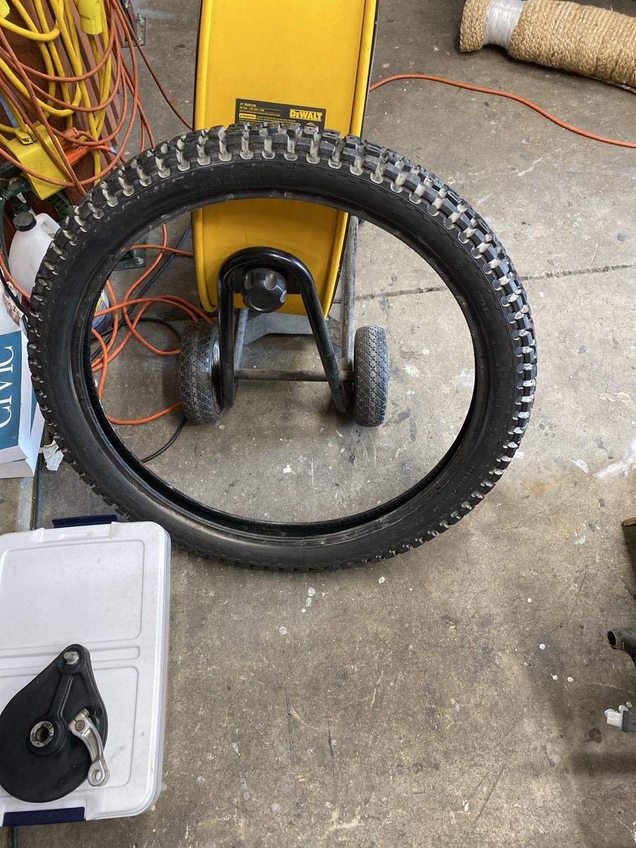 Honda 79-81 XR-XL 500 3.00x23 tire