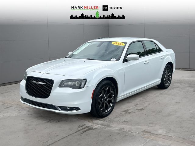 2016 Chrysler 300 S