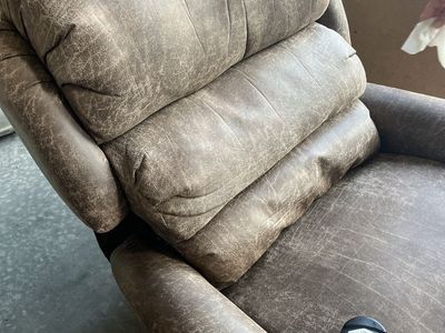 Ultra Comfort power lift chair Dark Brown