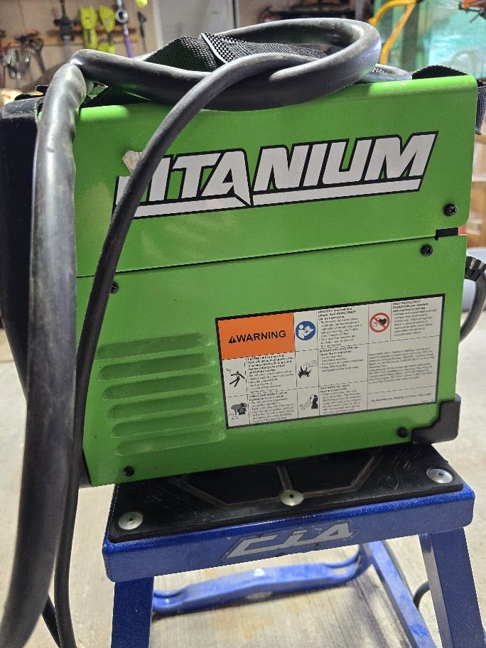Titanium Easy-Flux 125 Amp Welder