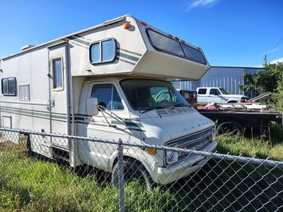 Dodge Class C Motorhome Camper - Project RV for Restoration or Parts