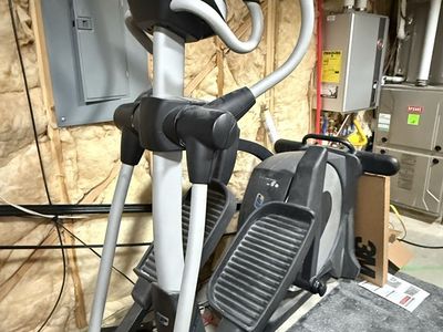 Pro-Form Elliptical Trainer - iFit Live Compatible, iPod Compatible - Great for Home Workouts
