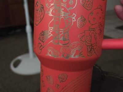 Stanley Quencher H2.0 FlowState Tumbler 40oz Strawberry Shortcake Red Limited Edition