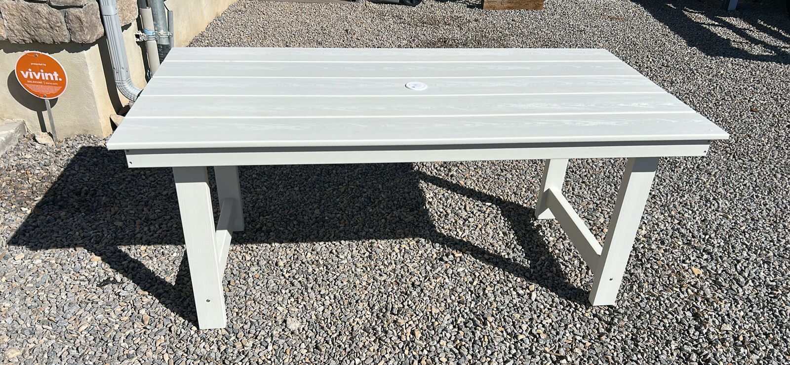 Outdoor Table W/chairs & Base