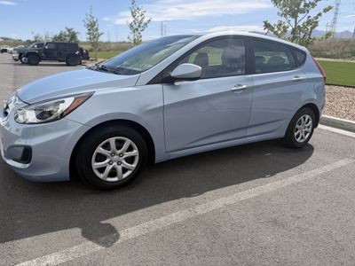 2012 HYUNDAI ACCENT GLS