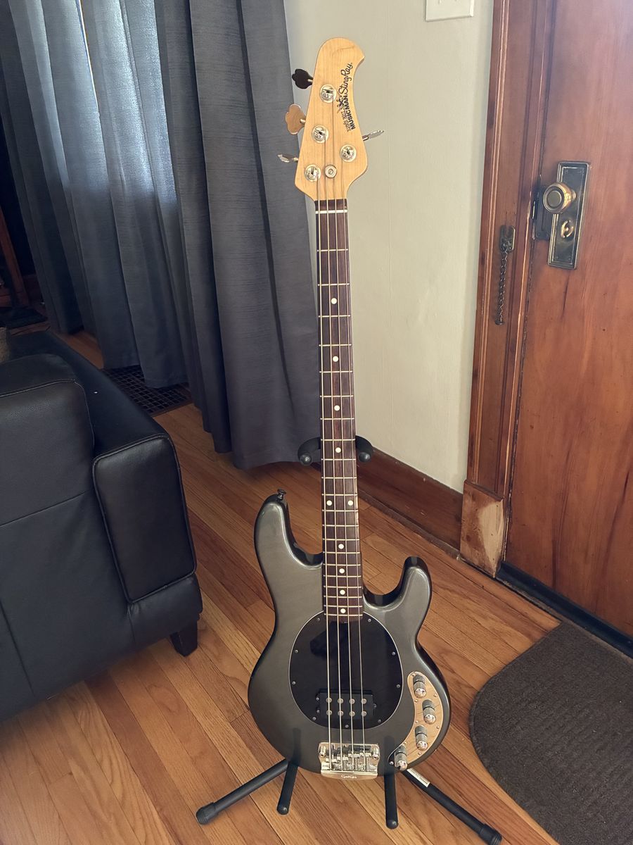 Ernie Ball Music Man Stingray Bass