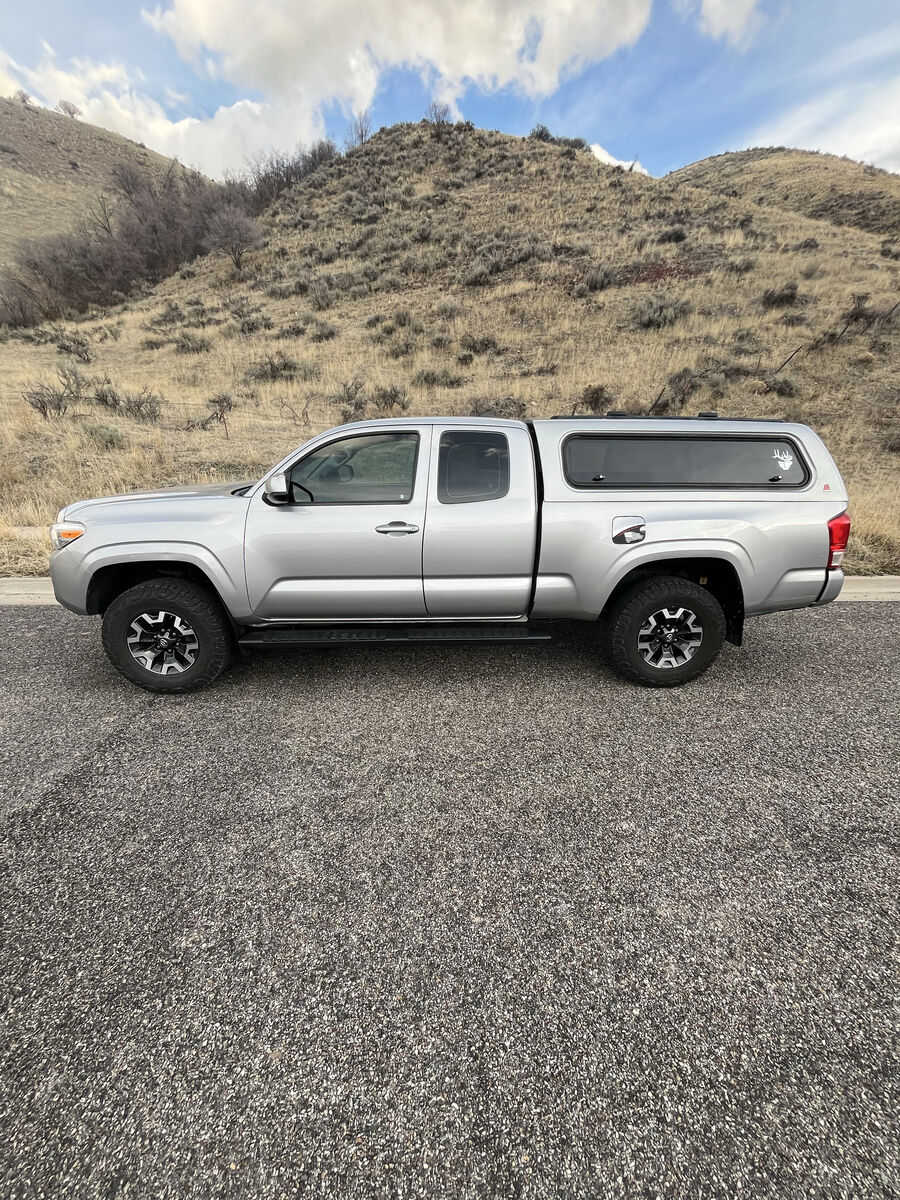 2017 Toyota Tacoma Base
