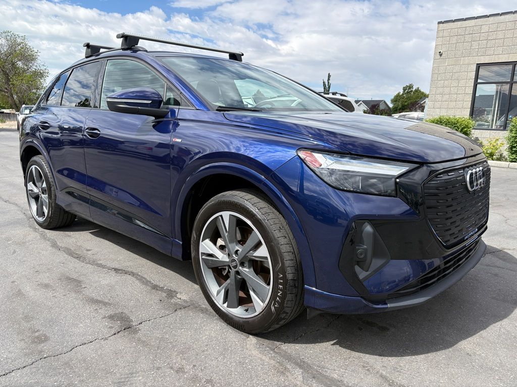 2023 Audi Q4 e-tron quattro Premium 50