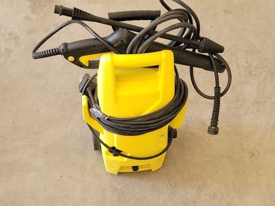 Kärcher electric pressure washer