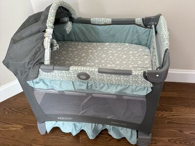 Graco Travel Crib