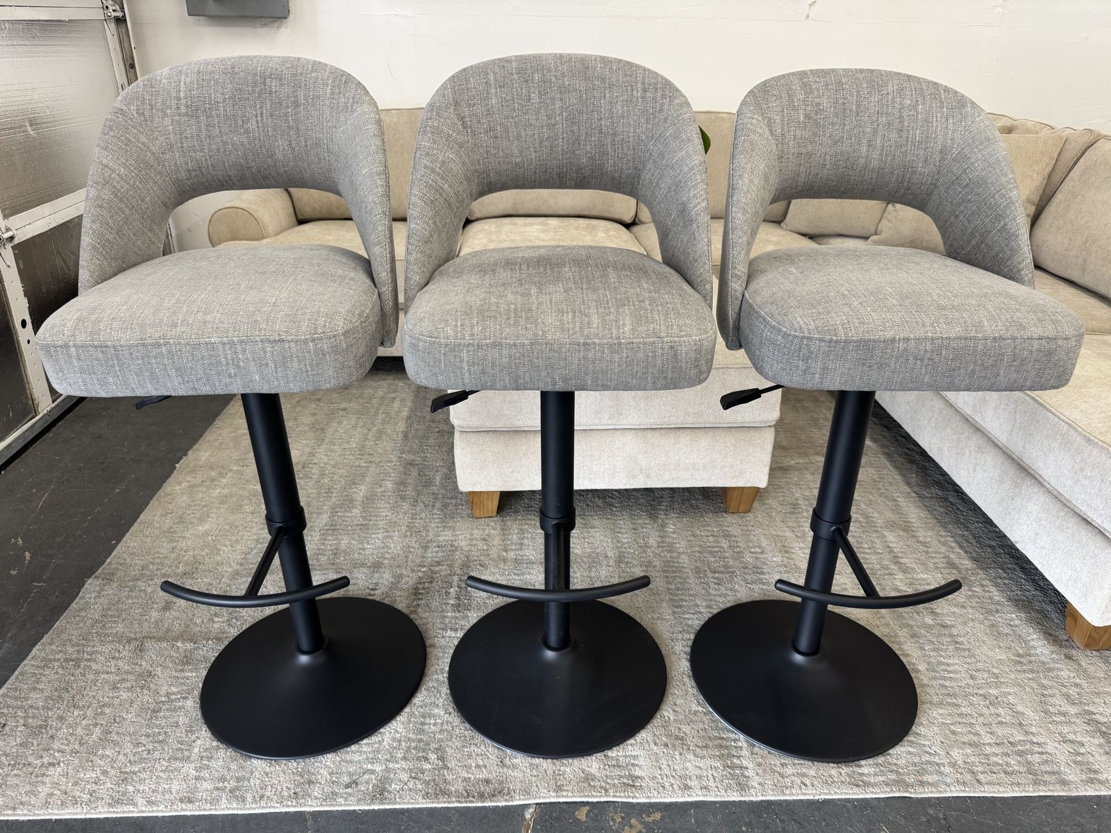NEW COSTCO AIDEN & IVY ADJUSTABLE STOOL SET