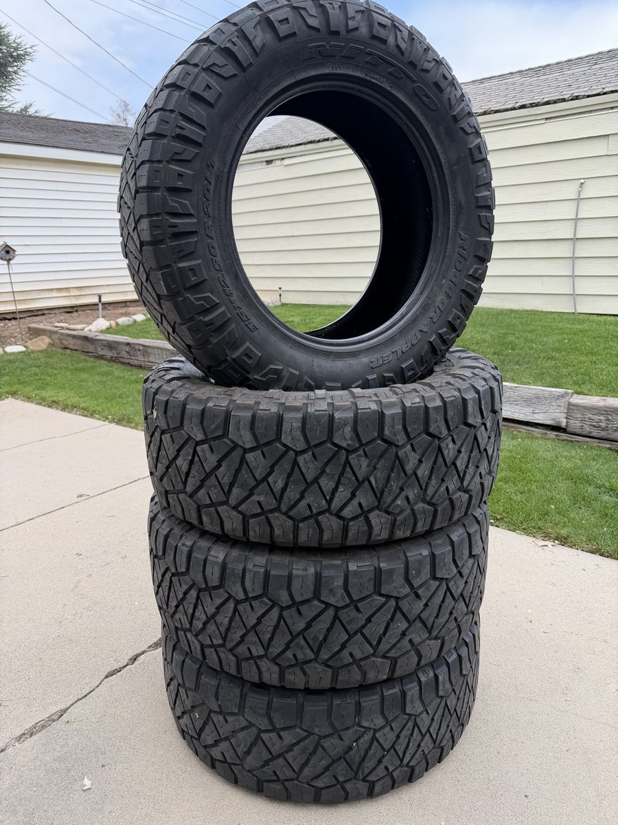Nitto Ridge Grappler 35's
