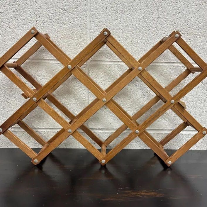 Folding Wooden 8 Bottle Wine Rack - Space Saving Accordion Design