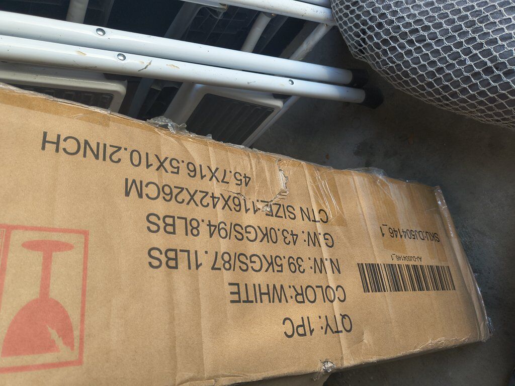 twin bed with drawers, led lights and charging