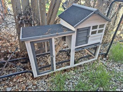 Chicken Rabbit house