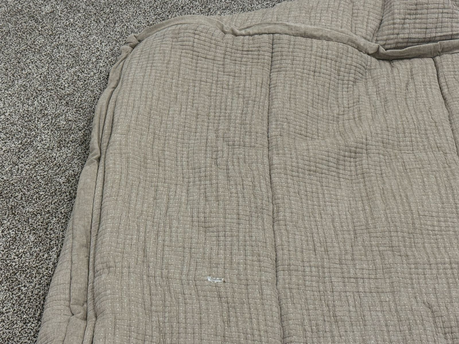 Main image 3