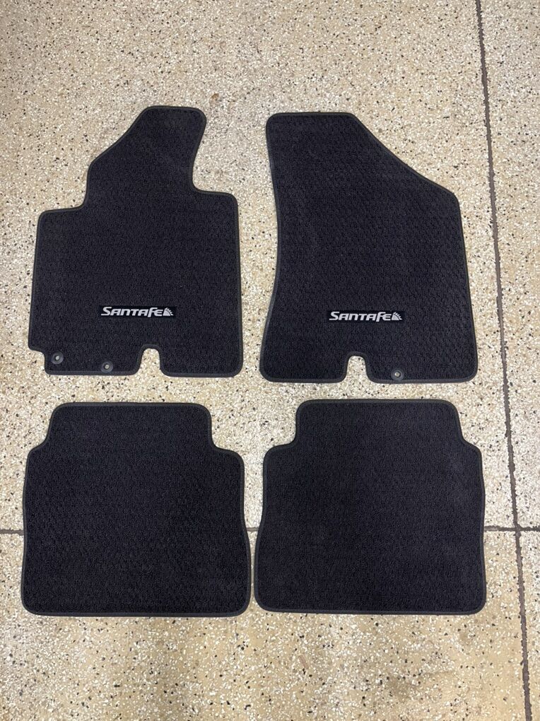 2010-2012 Hyundai Santa Fe OEM floor mats