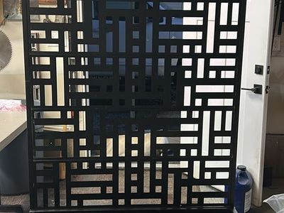 Geometric Pattern Planter Privacy Screen Metal Black Decorative Outdoor Indoor Patio
