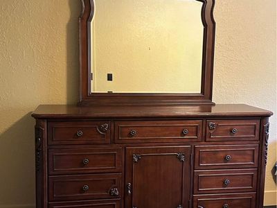 Solid Wood Dresser with mirror