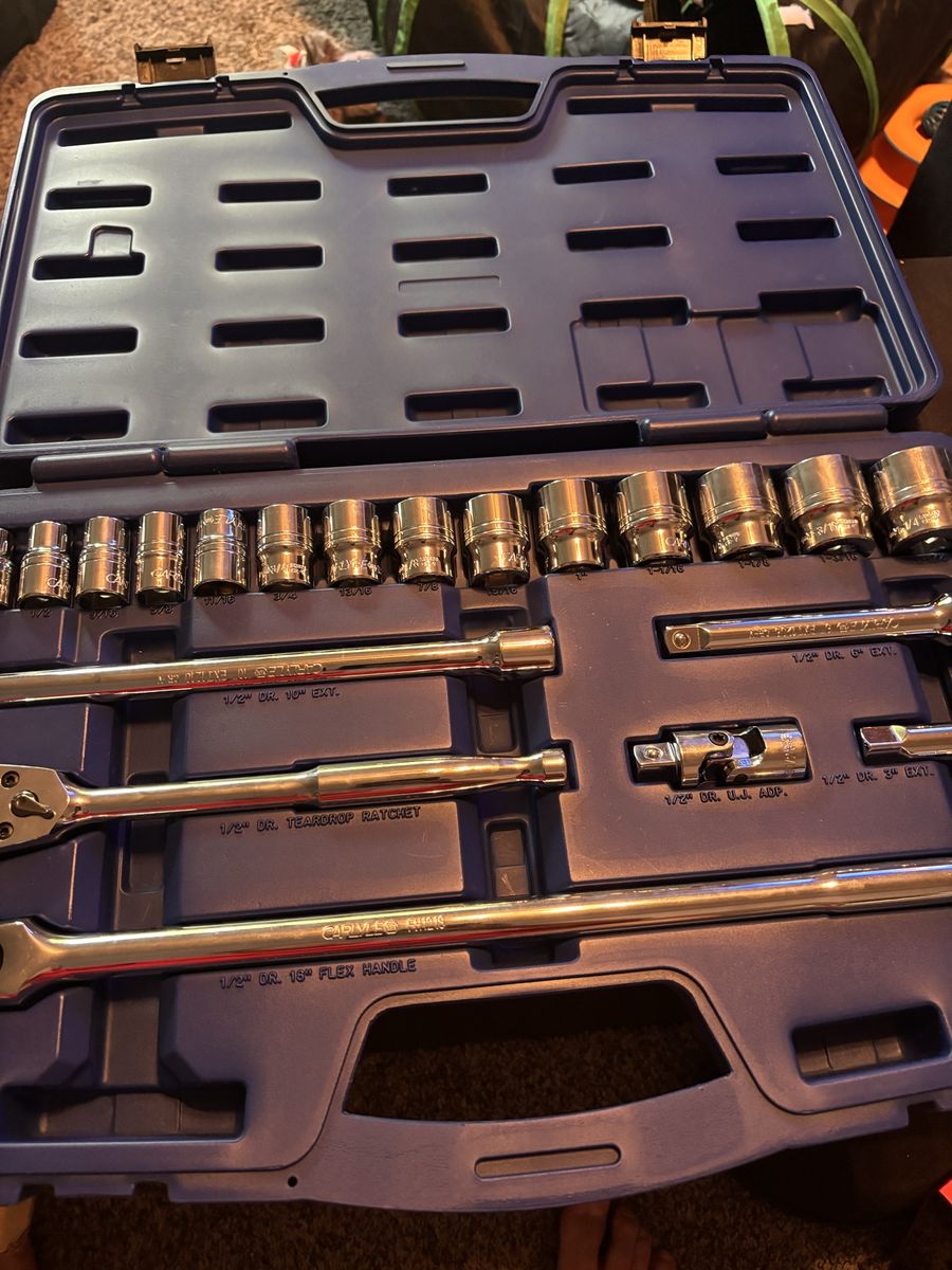 Craftsman 1/2" Drive Teardrop Ratchet & Socket Set - 23 Pieces, Metric & SAE