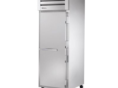 True STR1R-1S-HC Reach In Refrigerator, Commercial, NEW.