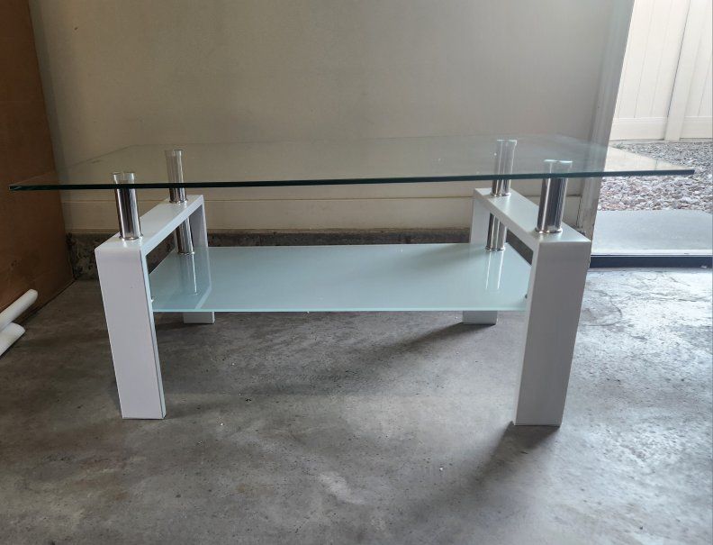 Modern White & Glass Coffee Table, 2-Tier Rectangular Design, 39.37" L x 23.62" W x 17.7" H